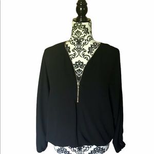 TAHARI BLACK TOP